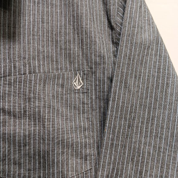 Volcom Long Sleeve‎ Button Down Shirt  Size Small surf shirt casual E20 - Picture 7 of 9